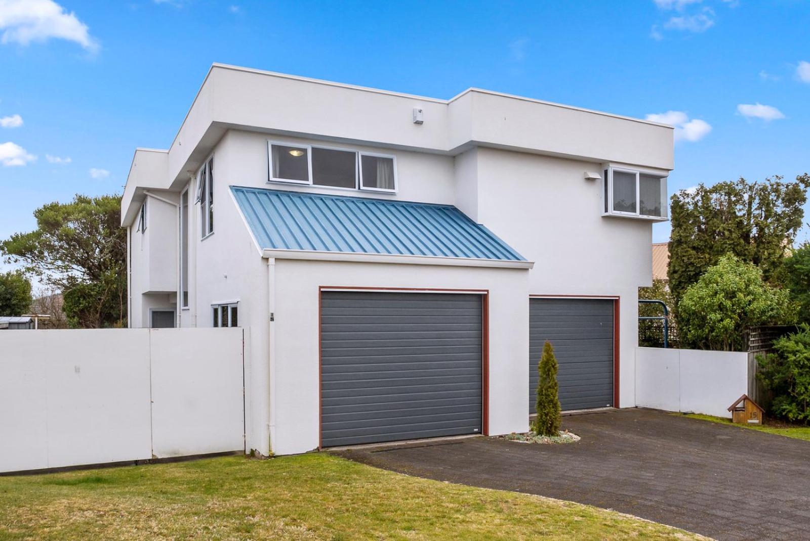 The White House - Taupo Holiday Home Екстериор снимка
