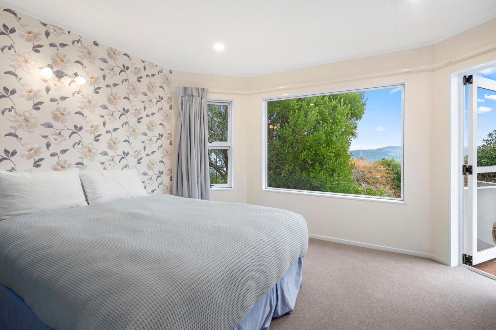 The White House - Taupo Holiday Home Екстериор снимка